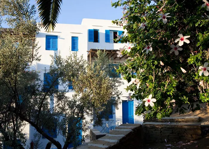 Alexandros Hotel